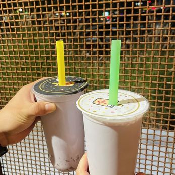 Honeybee Boba Cafe - Self Serve Boba - Bubble Tea Near Me - Sacramento, California Honeybee Boba Cafe - Self Serve Boba - Bubble Tea Near Me - Sacramento, California