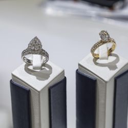 Helzberg Diamonds - Helzberg Diamonds