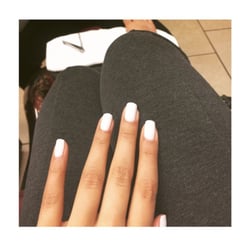 Deluxe Nails - Fresh spring nails.