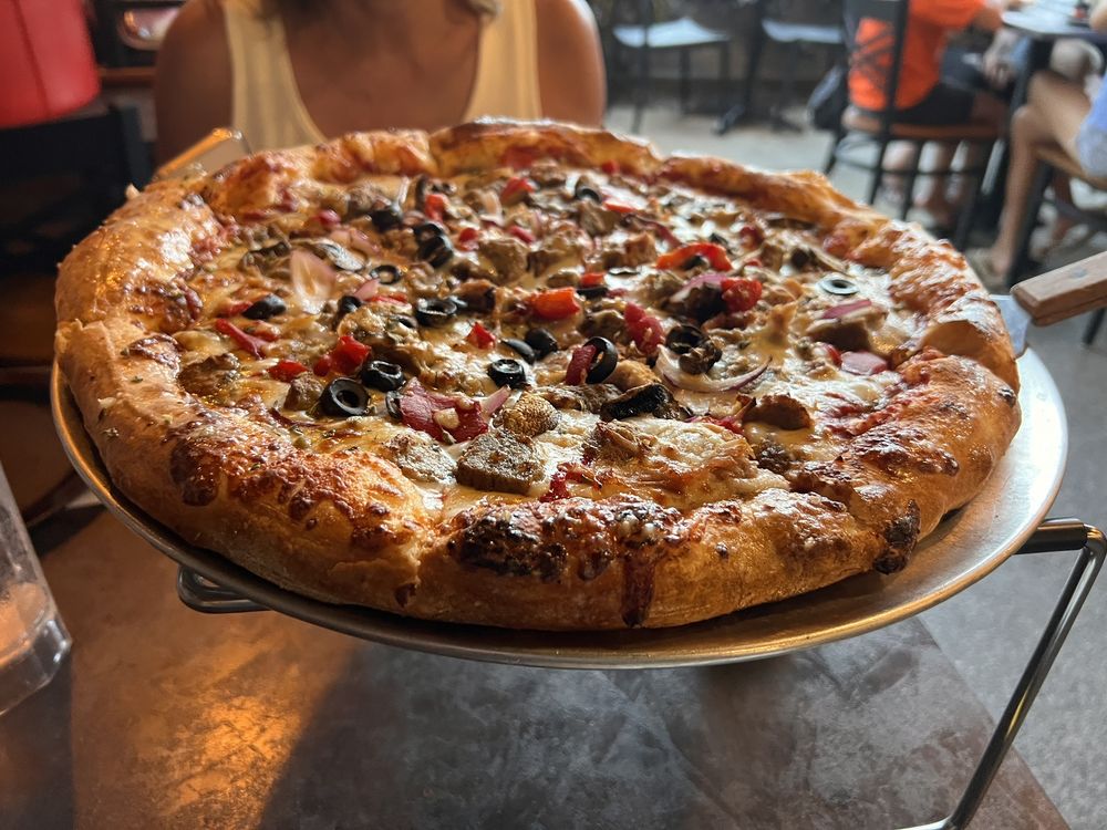 BLACK ROCK PIZZA 115 Photos & 111 Reviews 1770 S Kihei Rd, Kihei