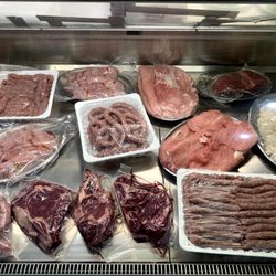 Piccolo Ranch - Great cuts of meat in fridge on display
