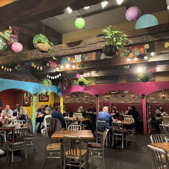 Maizal Mexican Kitchen - Woodsy, festive feel - Mexican Near Me - East Amherst, New York