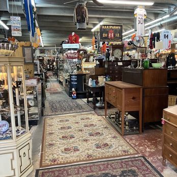 AAA Pickers - Main aisle - Antiques Near Me - Camden, South Carolina AAA Pickers - Main aisle - Antiques Near Me - Camden, South Carolina