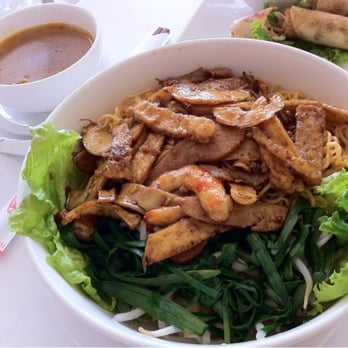 Loving Hut - My GF's Grilled Soy "Seafood Noodles." - Vegan Near Me - Orange, California