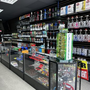 macomb tobacco SMOKERS AVENUE - Updated May 2026 - 23 Photos - 23111 21 Mile Rd, Macomb,  Michigan - Tobacco Shops - Phone Number