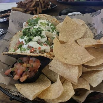Food + Beer - Chicken tacos - Chicken Wings Near Me - Sarasota, Florida