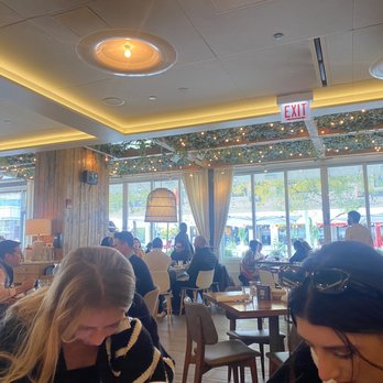 Ema - Inside - Mediterranean Near Me - Chicago, Illinois