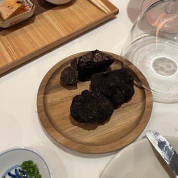 Margotto Hawaii - Black truffles - French Near Me - Honolulu, Hawaii Margotto Hawaii - Black truffles - French Near Me - Honolulu, Hawaii