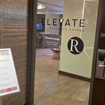 Renaissance Phoenix Downtown Hotel - Elevate Lounge - Hotels Near Me - Phoenix, Arizona Renaissance Phoenix Downtown Hotel - Elevate Lounge - Hotels Near Me - Phoenix, Arizona
