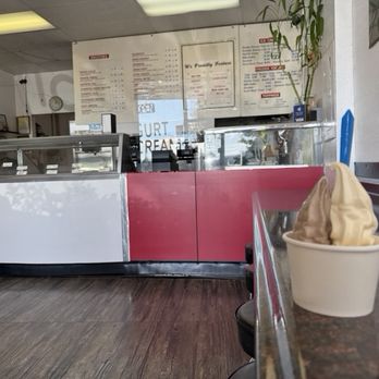 Solano Yogurt & Ice Cream - Country Vanilla and Cookies and Cream frozen yogurt plus full countertop - Ice Cream & Frozen Yogurt Near Me - Albany, California Solano Yogurt & Ice Cream - Country Vanilla and Cookies and Cream frozen yogurt plus full countertop - Ice Cream & Frozen Yogurt Near Me - Albany, California