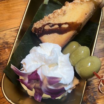 Lemongrass Brooklyn - Fried Cheese Cake with Ice Cream - Thai Near Me - Brooklyn, New York Lemongrass Brooklyn - Fried Cheese Cake with Ice Cream - Thai Near Me - Brooklyn, New York
