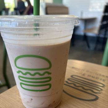 Shake Shack Wesley Chapel - Shake was good, not stellar but great flavor choices - Burgers Near Me - Lutz, Florida Shake Shack Wesley Chapel - Shake was good, not stellar but great flavor choices - Burgers Near Me - Lutz, Florida
