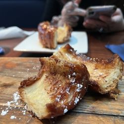 CōV Edina - Caramel Roll