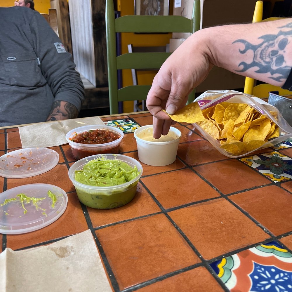 Chips & Guacamole Chips & Guacamole