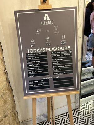Alandas Gelato by null