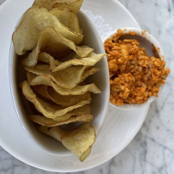 Launderette - Kettle chips with pimento cheese - New American Near Me - Austin, Texas