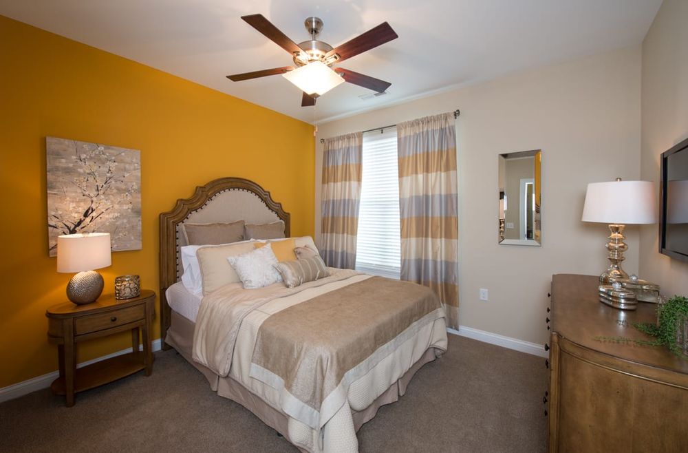 THE GRANDSTONE Updated October 2024 13 Photos 6022 Deerfield Blvd