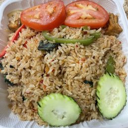 Basil, fried rice with tofu
