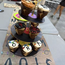 Stranger Things Cupcakes Stranger Things Cupcakes