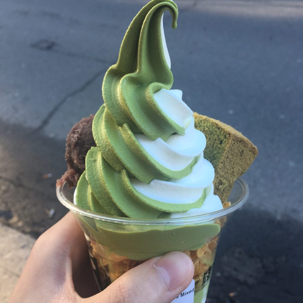 Tsujiri - Chiffon Cake Sundae - Tea Rooms Near Me - Toronto, Ontario Tsujiri - Chiffon Cake Sundae - Tea Rooms Near Me - Toronto, Ontario