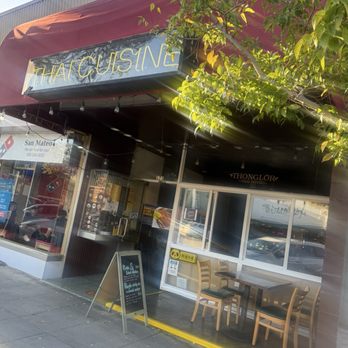 Thonglor Thai Bistro - Outside , downtown San Mateo, free parking garage 1 minute walk away - Thai Near Me - San Mateo, California Thonglor Thai Bistro - Outside , downtown San Mateo, free parking garage 1 minute walk away - Thai Near Me - San Mateo, California