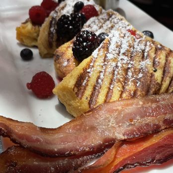 Jane's Cafe on 3rd - 1/2 French Toast or Petite Berry Blintz Appetizer - Breakfast & Brunch Near Me - Naples, Florida Jane's Cafe on 3rd - 1/2 French Toast or Petite Berry Blintz Appetizer - Breakfast & Brunch Near Me - Naples, Florida