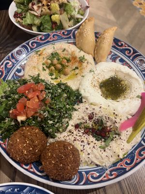 Comptoir Libanais by null