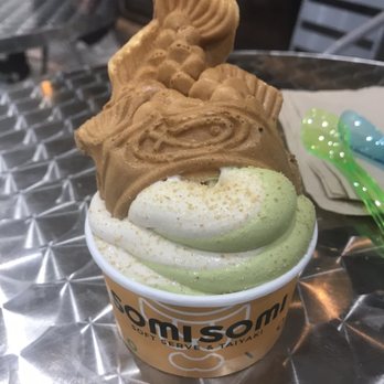 Somisomi - Matcha and milk tea swirl - Ice Cream & Frozen Yogurt Near Me - Sugar Land, Texas Somisomi - Matcha and milk tea swirl - Ice Cream & Frozen Yogurt Near Me - Sugar Land, Texas