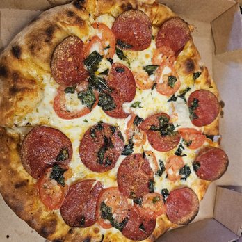Darkside Brick Oven Pizza - White margarita pizza added peperoni - Pizza Near Me - Boerne, Texas Darkside Brick Oven Pizza - White margarita pizza added peperoni - Pizza Near Me - Boerne, Texas