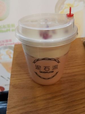 Mudflow Bubble Tea by null