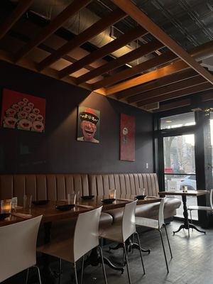 Indie Sushi New Asian by null