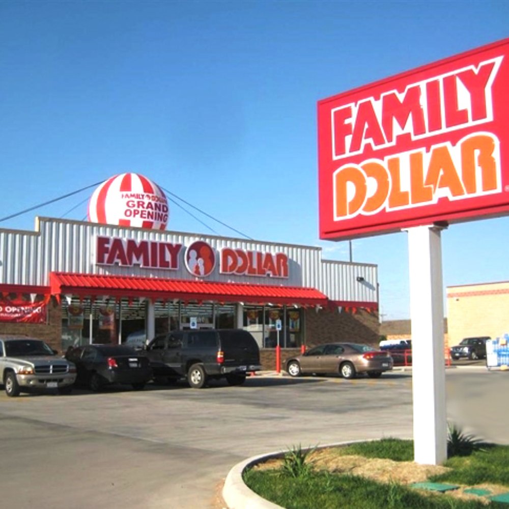 Family Dollar - the front of a family dollar store - Discount Store Near Me - Trona, California