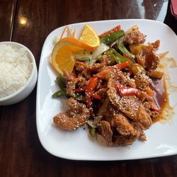 Circles Thai - General Thai Chicken