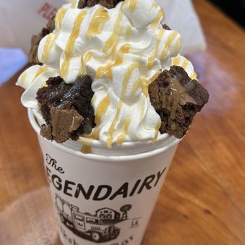 Legendairy Milkshake Bar - French vanilla coffee - Desserts Near Me - New Orleans, Louisiana