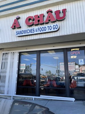 A chau by null