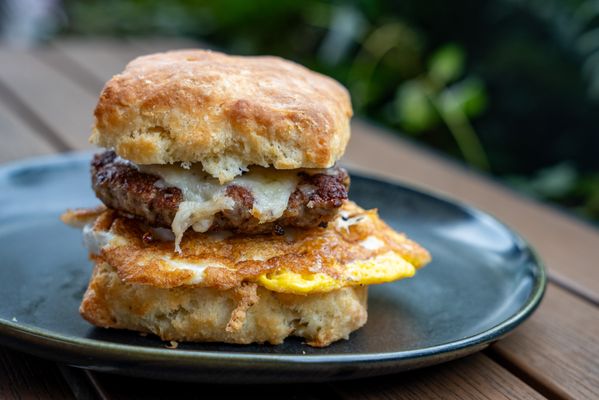 Serious Pie Totem Lake by null