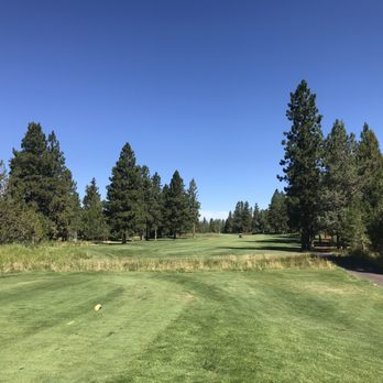 Aspen Lakes Golf Course - 9th tee - Golf Near Me - Sisters, Oregon