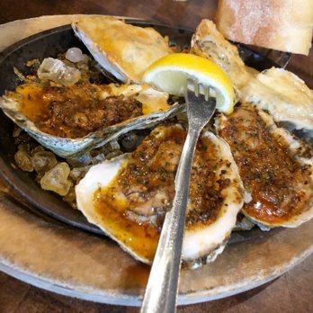Mama's on the Half Shell - Bars Near Me - Baltimore, Maryland