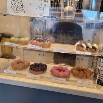 Tea Method - Mochi donuts - Coffee & Tea Near Me - Simsbury, Connecticut