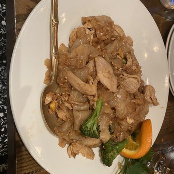 Nicky's Thai Kitchen - pad Phad See Eaw - Thai Near Me - Pittsburgh, Pennsylvania Nicky's Thai Kitchen - pad Phad See Eaw - Thai Near Me - Pittsburgh, Pennsylvania