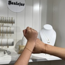 Sanlejur - Mother daughter bonding!
