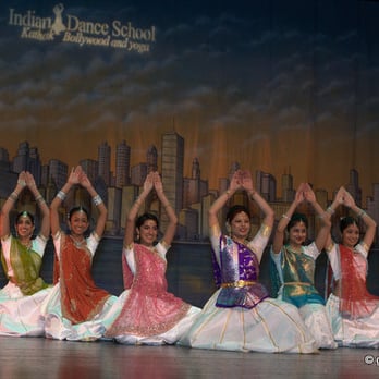 Indian Dance School - East Meets West - Dance Schools Near Me - Schaumburg, Illinois Indian Dance School - East Meets West - Dance Schools Near Me - Schaumburg, Illinois
