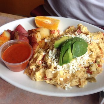 Panes Bread Cafe - Veggie scrambled eggs - Sandwiches Near Me - Chicago, Illinois