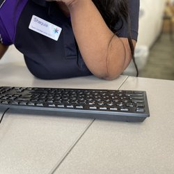 FedEx Office Print & Ship Center - Customer service agent