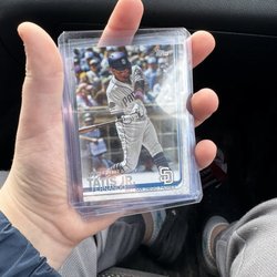 Kinem's Collectibles - Free card