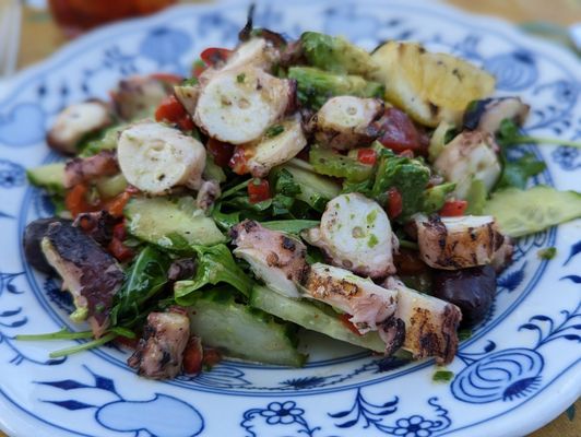 Le Provençal Bistro by null
