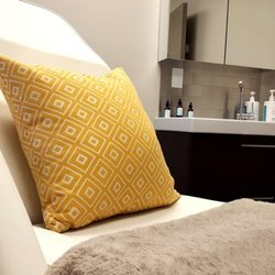 LiveWell Niagara - Facial and Teeth Whitening Room