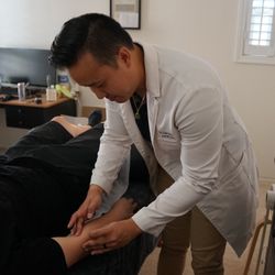 Meet Dr. Gary, our licensed acupuncturist and herbalist in charge of Pinnacle Acupuncture.