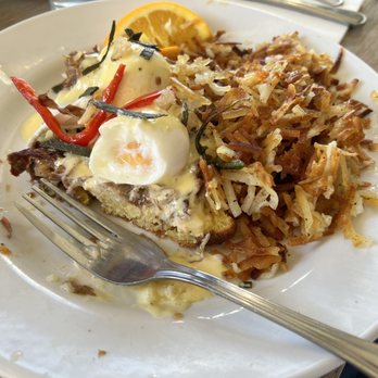 Shorehouse Kitchen - Pork carnitas & cornbread Benedict - Coffee & Tea Near Me - La Jolla, California Shorehouse Kitchen - Pork carnitas & cornbread Benedict - Coffee & Tea Near Me - La Jolla, California