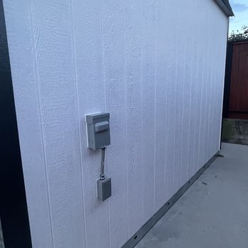 TM Electric - Outlet power for Air conditioner. 20 amp at 220v - Electricians Near Me